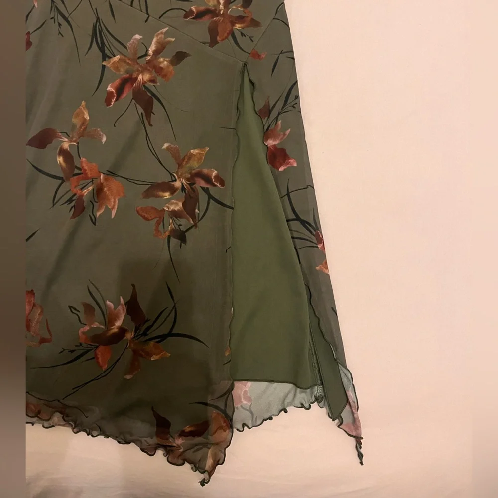 Urban Outfitters Green Mesh Samara dress - Picture 2 of 4